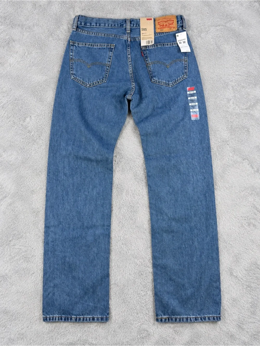 NWT Levi’s 505 Regular Fit Straight Leg Jeans Men’s 32x32 Medium Wash